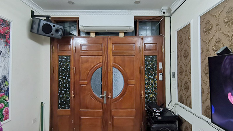 Lắp dàn hát karaoke trị giá 25 triệu đồng cho anh Giang ở quận Hai Bà Trưng, Hà Nội