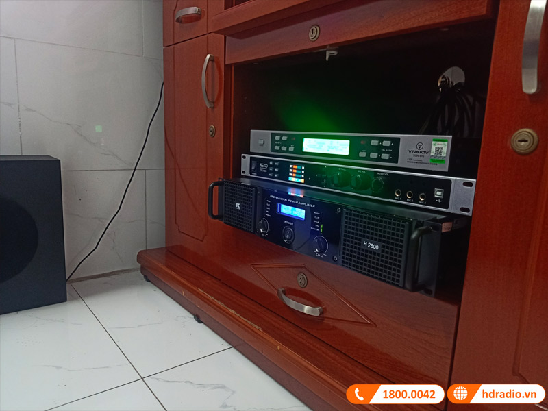 Lắp đặt dàn Karaoke trị giá gần 25 triệu đồng cho anh Việt