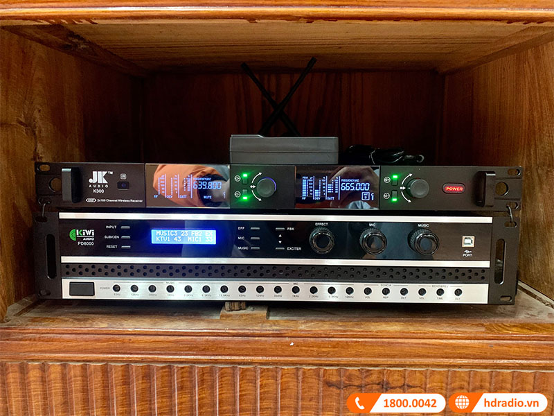 cục đẩy Kiwi PD8000 và micro JKAudio K300