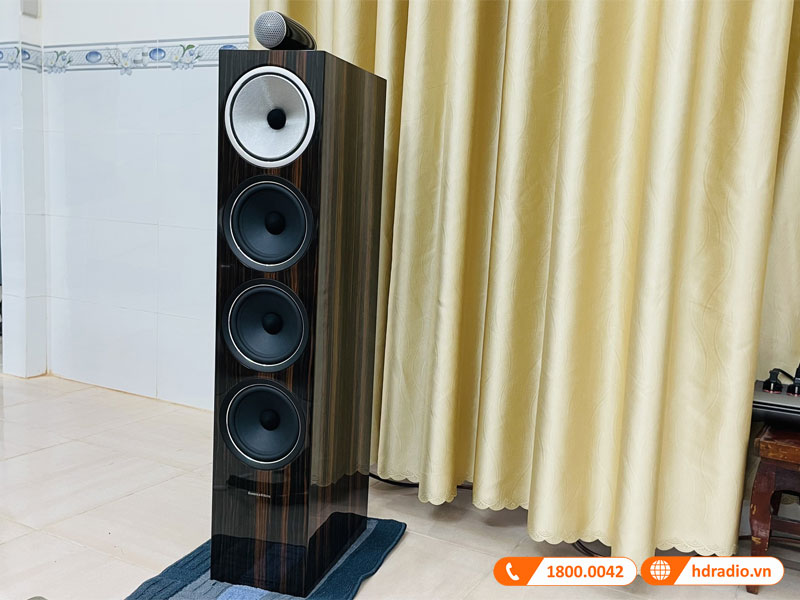 Loa B&W 702 Signature