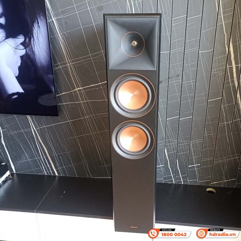 Lắp dàn nghe nhạc trị giá gần 38 triệu đồng cho anh Bộ