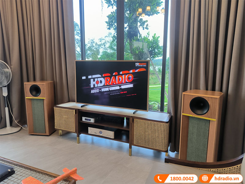 ảnh thực tế dàn nghe nhạc, hát karaoke của anh Khải