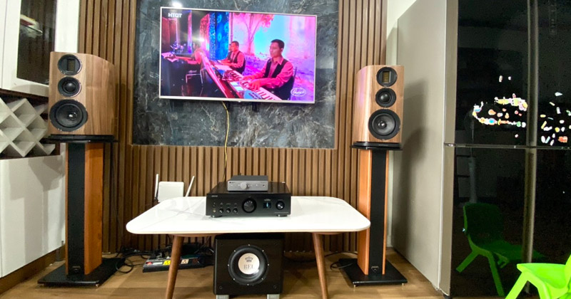 Lắp đặt dàn nghe nhạc Wharfedale, Cambridge NN87 Cao Cấp hơn 75 triệu đồng cho anh Tú ở Long Biên, Hà Nội (Wharfedale EVO4.2, Cambridge DacMagic 200M, Denon PMA-900HNE, sub Rel T7X)