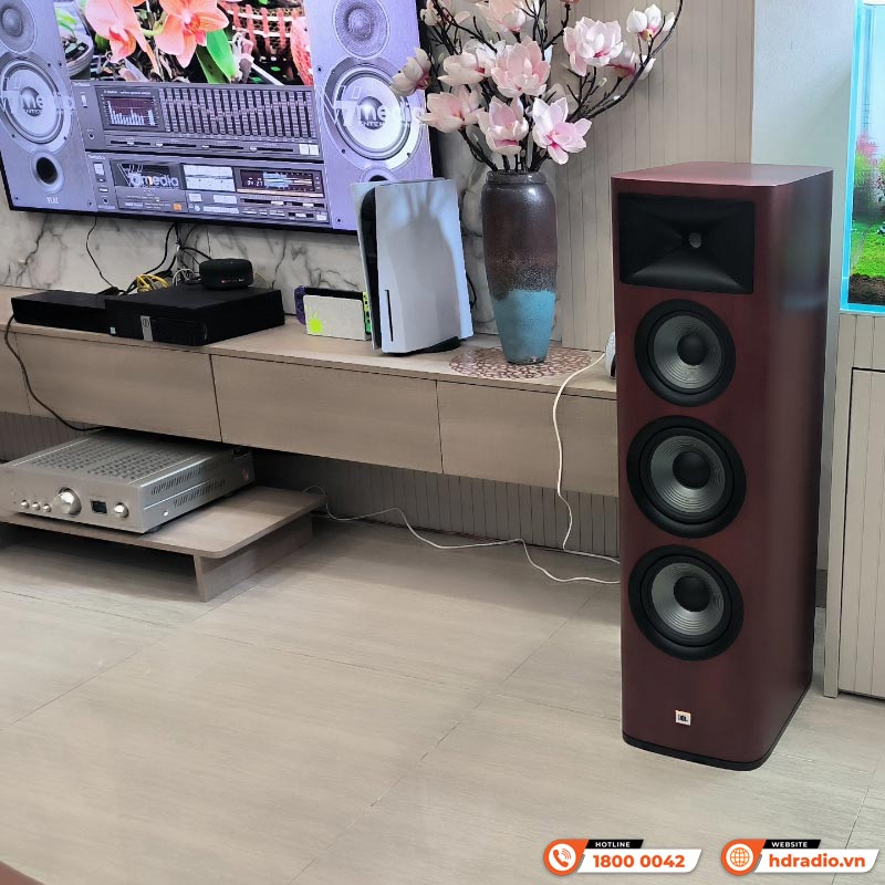 Dàn nghe nhạc của anh Thiện ở Hồ Chí Minh Dàn nghe nhạc của anh Thiện ở Hồ Chí Minh