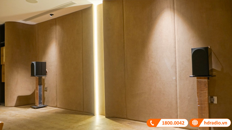 Lắp dàn xem phim giá gần 1 tỉ cho anh Lâm ở Hà Nội