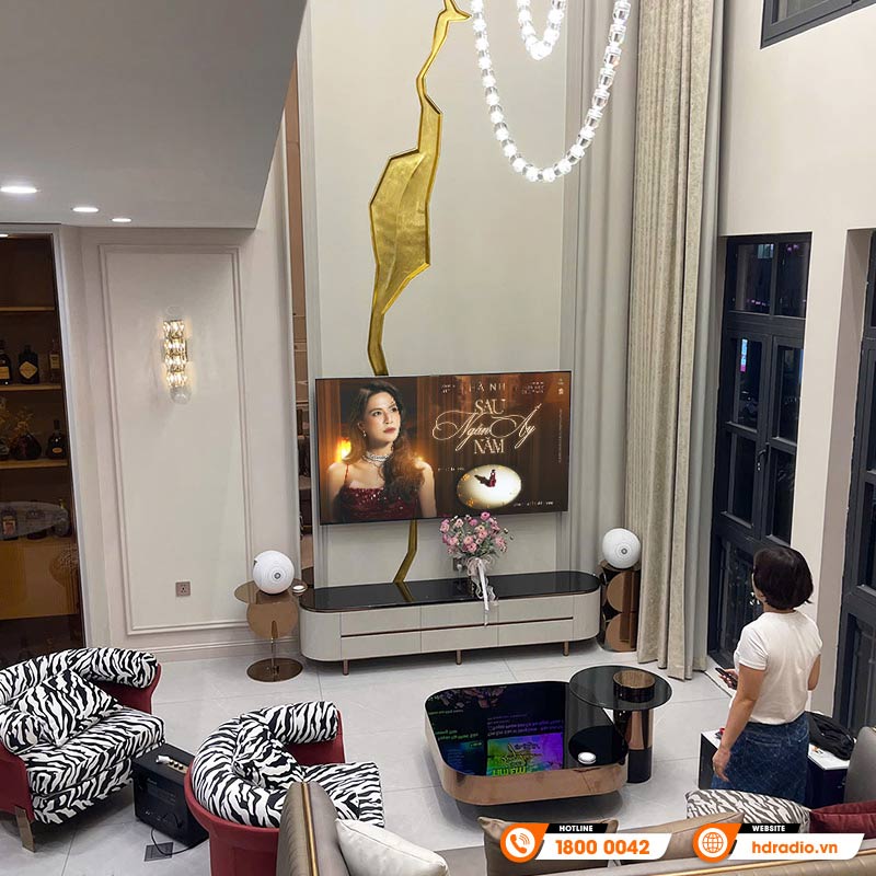 Loa DEVIALET Phantom I 108DB Opera De Paris tại nhà chị Trang Loa DEVIALET Phantom I 108DB Opera De Paris tại nhà chị Trang