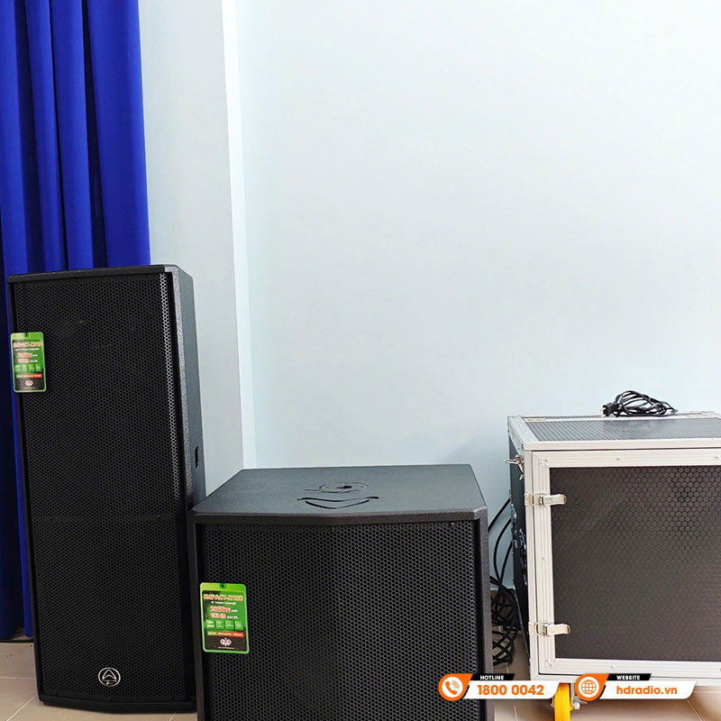 Lắp đặt 3 bộ Dàn âm thanh sân khấu hội trường SKHT05 cao cấp cho anh Đạo Lắp đặt 3 bộ Dàn âm thanh sân khấu hội trường SKHT05 cao cấp cho anh Đạo