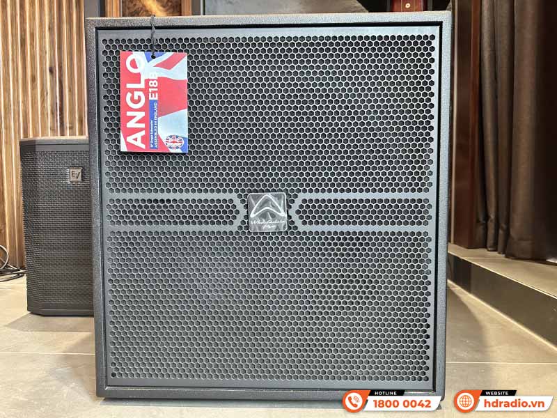 Dàn karaoke cao cấp của chị Phú