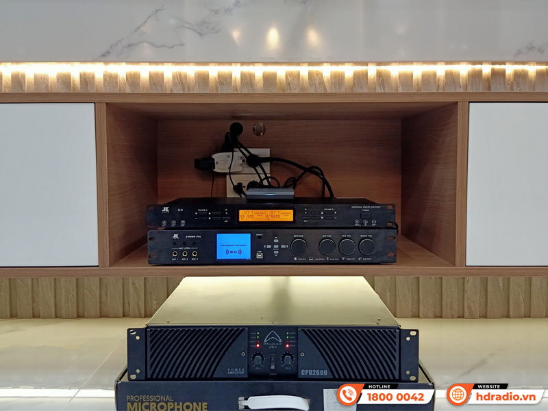 Lắp đặt Dàn Karaoke cao cấp trị giá hơn 100 triệu đồng cho anh Dũng Lắp đặt Dàn Karaoke cao cấp trị giá hơn 100 triệu đồng cho anh Dũng