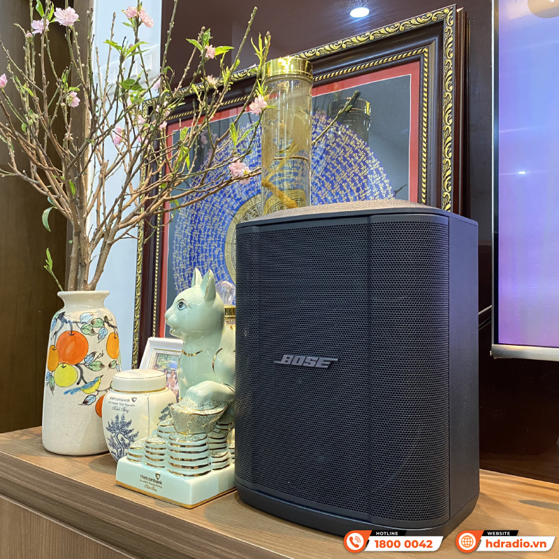 Dàn karaoke của chị Hoa ở Hà Nội Dàn karaoke của chị Hoa ở Hà Nội