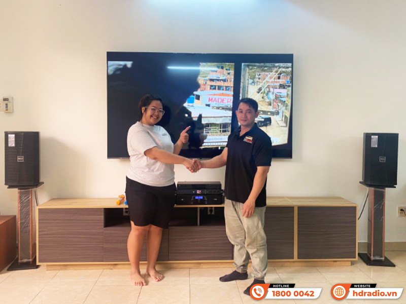 Dàn karaoke của chị Trâm Anh