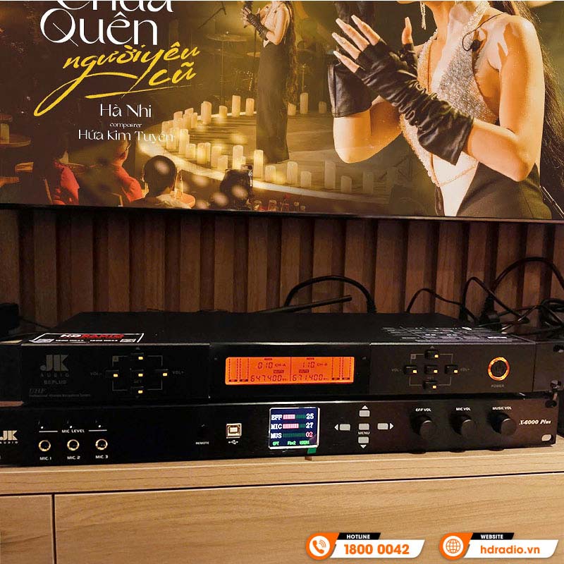 Dàn Karaoke của bác Hoa 