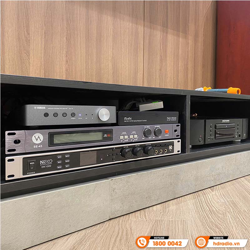 Dàn nghe nhạc và hát karaoke của chị Hoa Dàn nghe nhạc và hát karaoke của chị Hoa