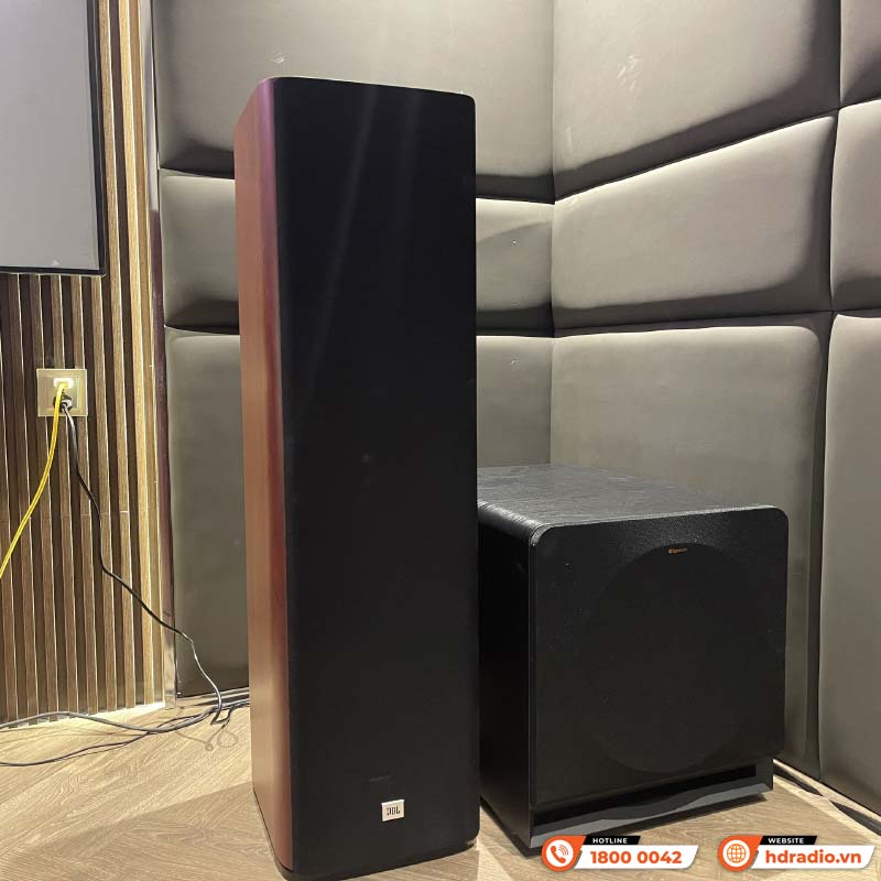 Dàn xem phim, nghe nhạc của anh Tuyến Dàn xem phim, nghe nhạc của anh Tuyến