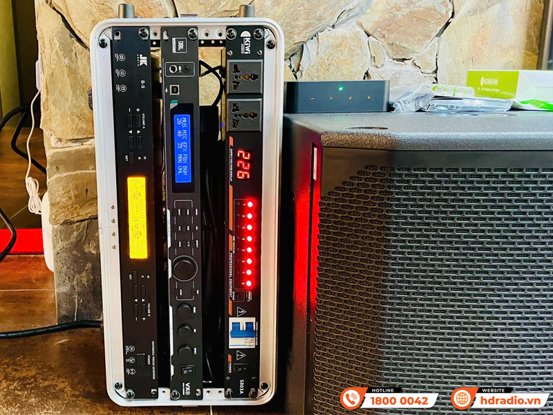 Lắp đặt hệ thống âm thanh cực chất trị giá hơn 92 triệu đồng cho quán Pub của anh Chiến