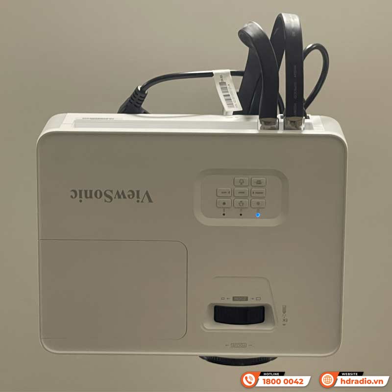 Lắp đặt hệ thống âm thanh giải trí kết hợp trình chiếu bóng đá mua EURO cho anh Khải