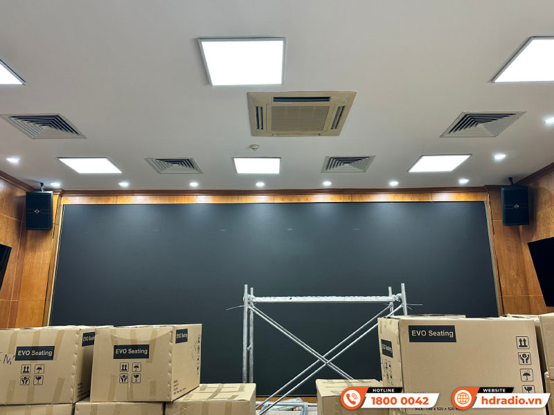 Hệ thống âm thanh hội trường của anh Cường