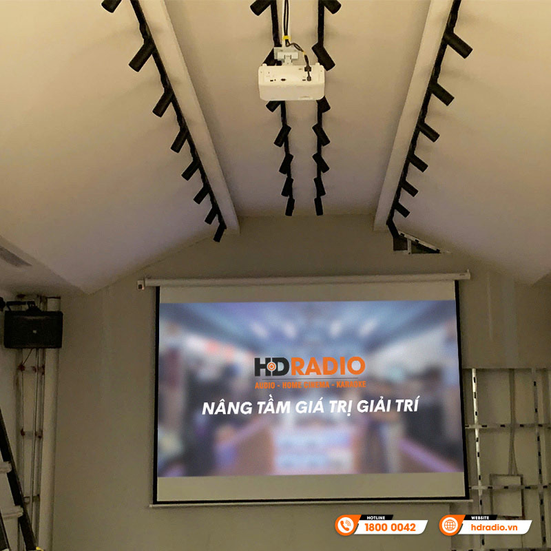 Màn chiếu điện Dalite