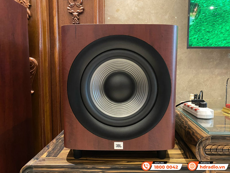 Lắp đặt hệ thống nghe nhạc cao cấp trị giá hơn 116 triệu đồng cho anh Trí