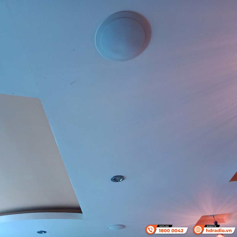 Lắp đặt hệ thống phòng chiếu phim đẳng cấp trị giá hơn 80 triệu đồng cho anh Minh Lắp đặt hệ thống phòng chiếu phim đẳng cấp trị giá hơn 80 triệu đồng cho anh Minh