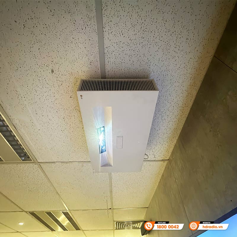 Máy Chiếu 4K Siêu Gần LG HU915QE, 3700 ANSI Lumens, 4K UHD (3840 x 2160) 90-120 inch, HDMI, USB, Wifi, Bluetooth, Airplay 2-21