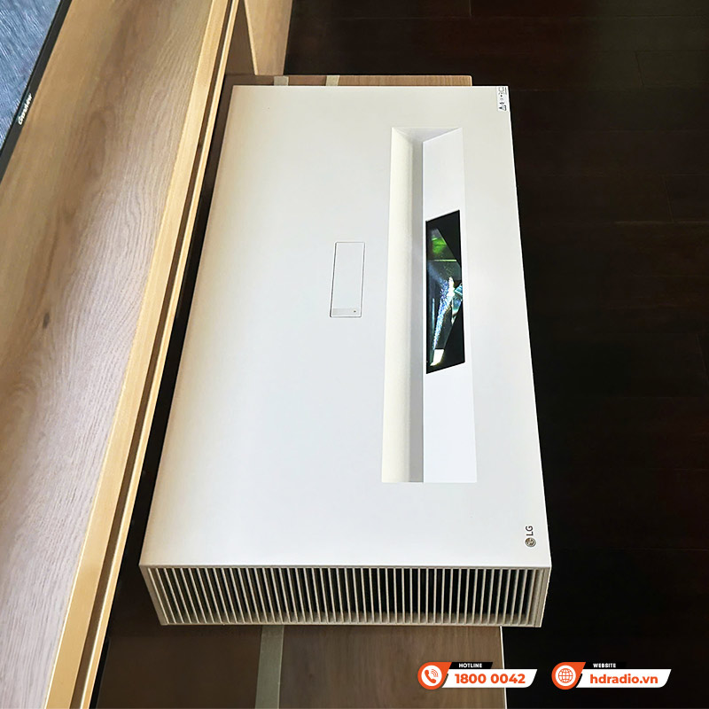 Máy Chiếu 4K Siêu Gần LG HU915QE, 3700 ANSI Lumens, 4K UHD (3840 x 2160) 90-120 inch, HDMI, USB, Wifi, Bluetooth, Airplay 2-28