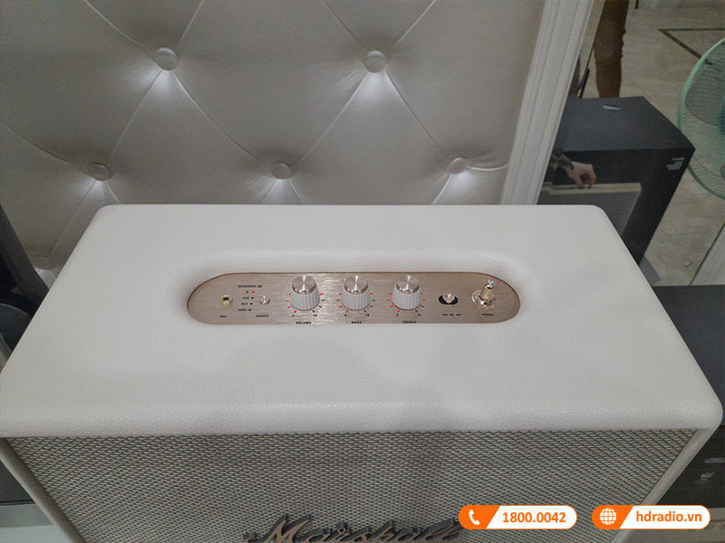 Loa nghe nhac cua anh Dat Ho