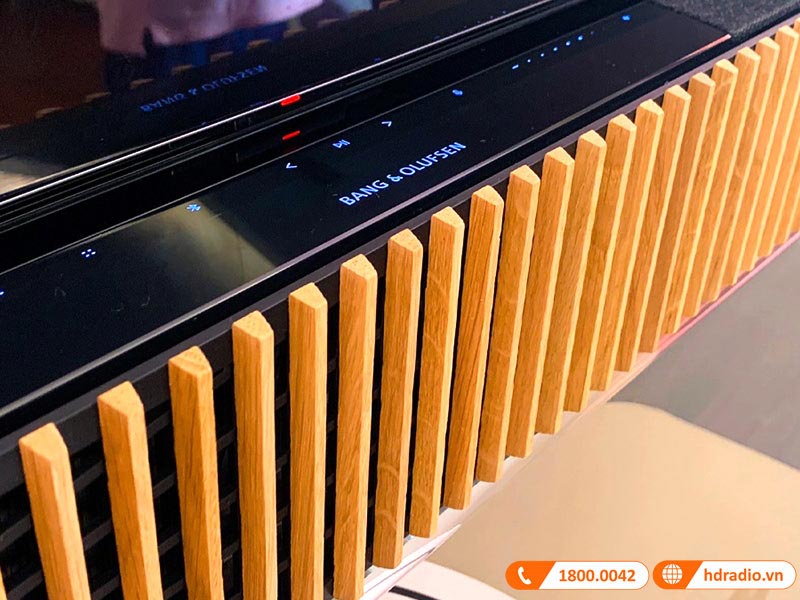 Lắp đặt hệ thống loa soundbar B&O Beosound Theatre trị giá hơn 330 triệu đồng cho anh Quang ở Nam Từ Liêm, Hà Nội
