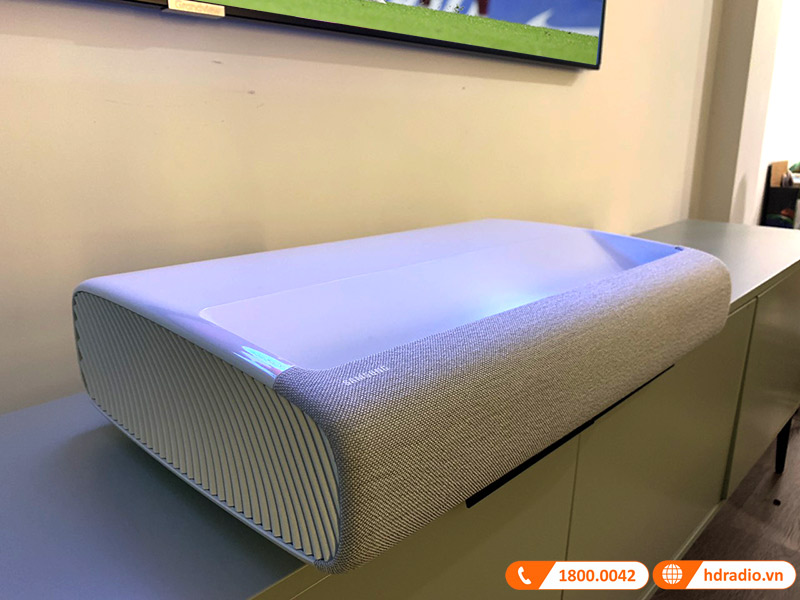 Lắp đặt hệ thống Máy Chiếu, Màn Chiếu Cao Cấp hơn 100 triệu để phục vụ World Cup 2022 Cho Anh Thông ở Hà Nội 