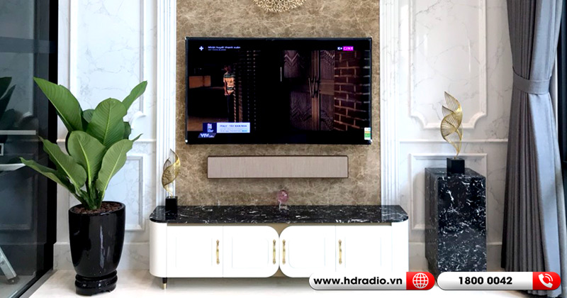 Lắp bộ loa soundbar B&O Beosound Stage Bronze có giá gần 60 triệu cho anh tuấn ở Hà Đông