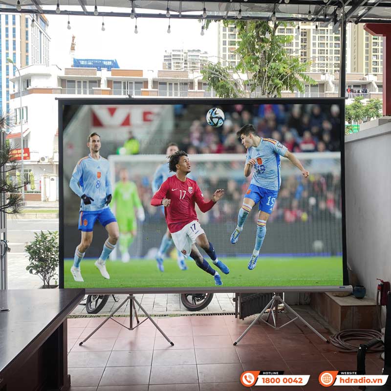 Nâng tầm giải trí mùa Euro với hệ thống trình chiếu chất lượng trị giá hơn 22 triệu dồng cho anh Thịnh