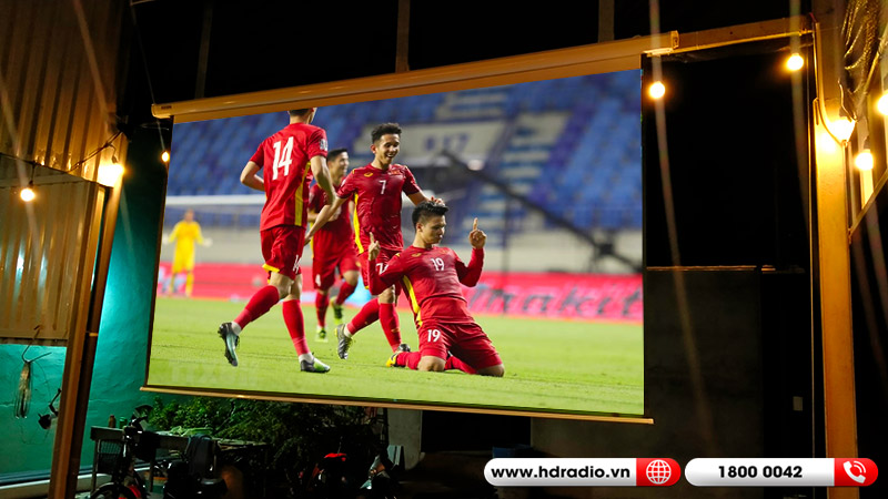 anh thuc te may chieu viewsonic px703hd