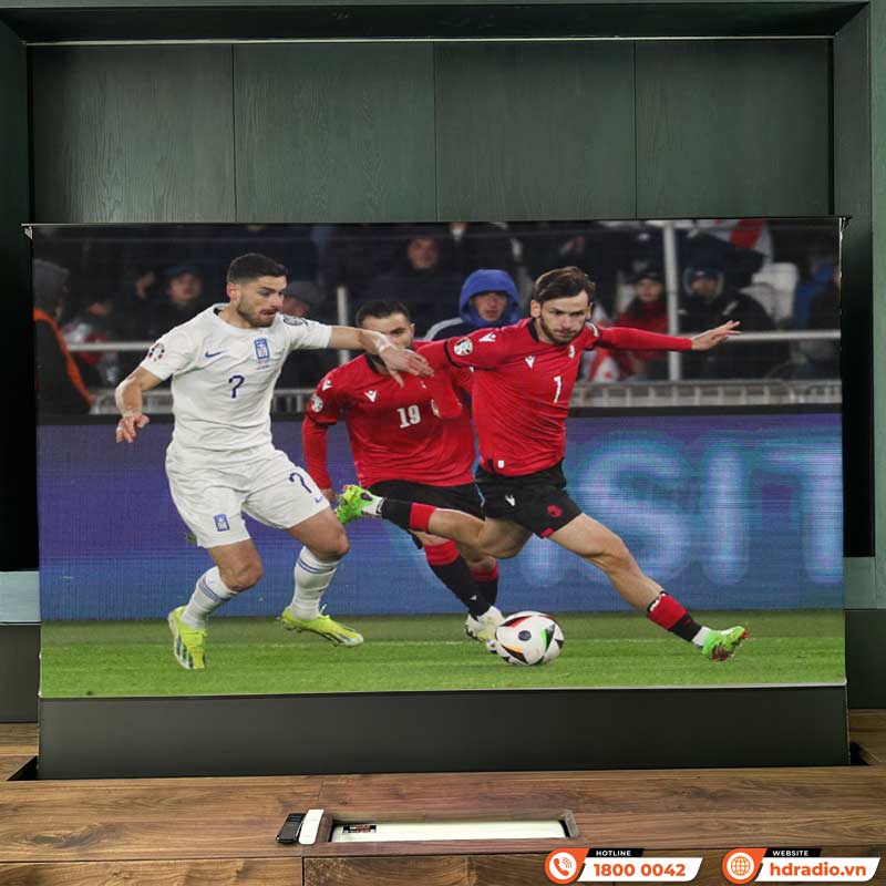 Thăng hạng giải trí mùa Euro với hệ thống trình chiếu cao cấp trị giá gần 211 triệu đồng cho anh Cường