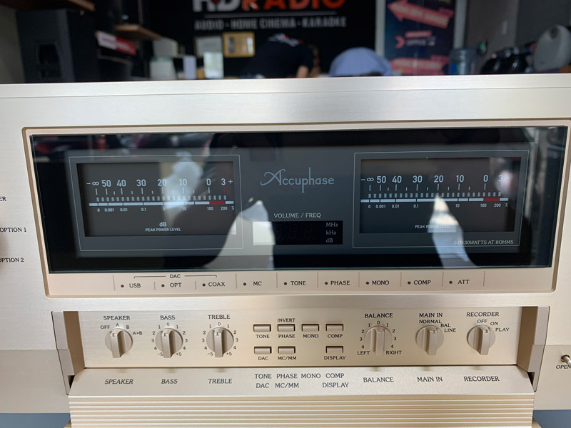 Ampli Accuphase E650