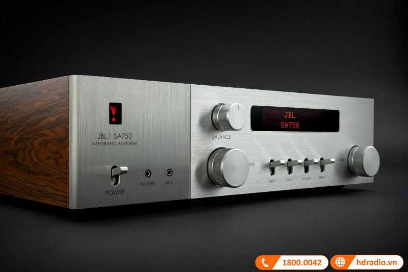 mat truoc Amply JBL SA750