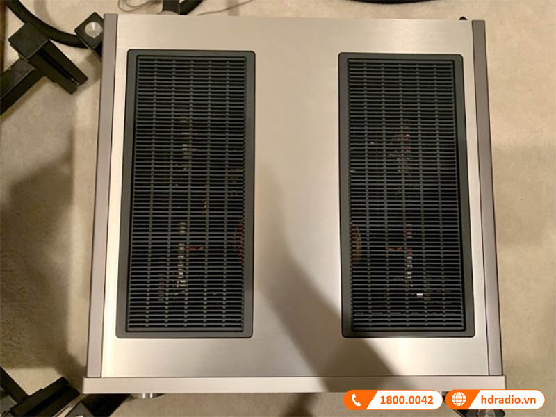 L507UXII có các rãnh tản nhiệt