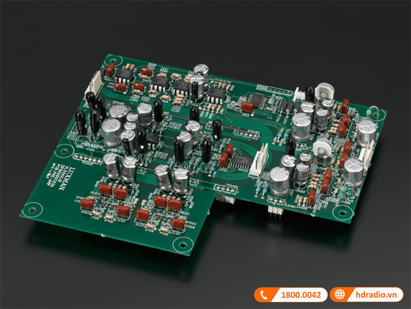 mạch trên Amply Luxman L-590AXII