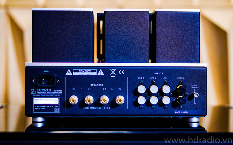 mặt sau Amply đèn Luxman SQ-N150