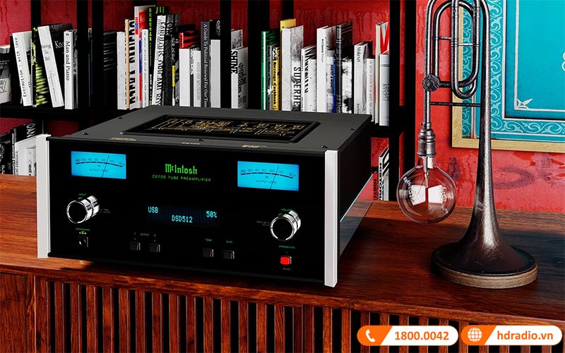 Pre amply McIntosh C2700