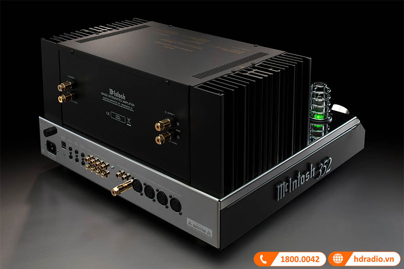 mặt sau của Amply Đèn McIntosh MA352