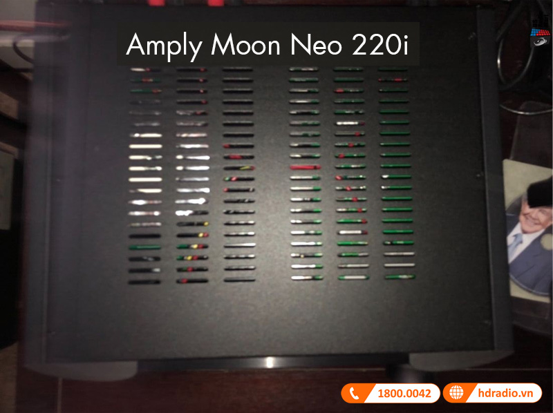 Chu y Amply Moon Neo 220i