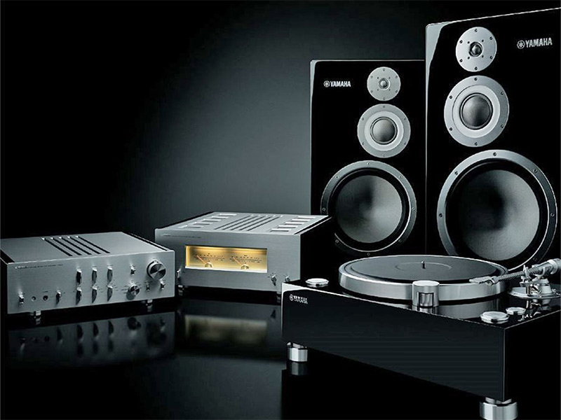 Power Amply Yamaha M-5000