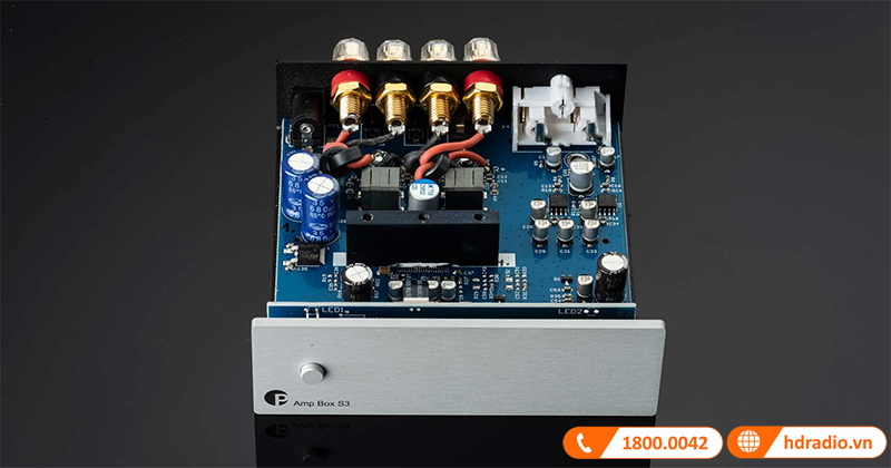 Ben trong Pro-Ject Amp Box S3 Pro-Ject Amp Box S3