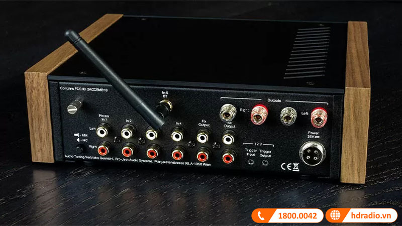 hệ thống kết nối ở mặt sau