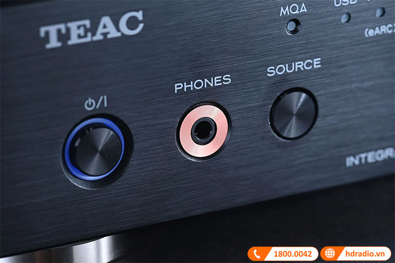 Đầu ra tai nghe 4 cực với Nối đất riêng biệt