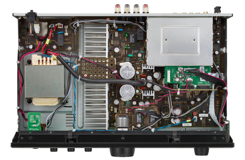 ben trong Ampli Denon PMA-600NE