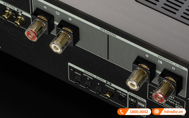 các cọc kết nối dây loa được mạ vàng