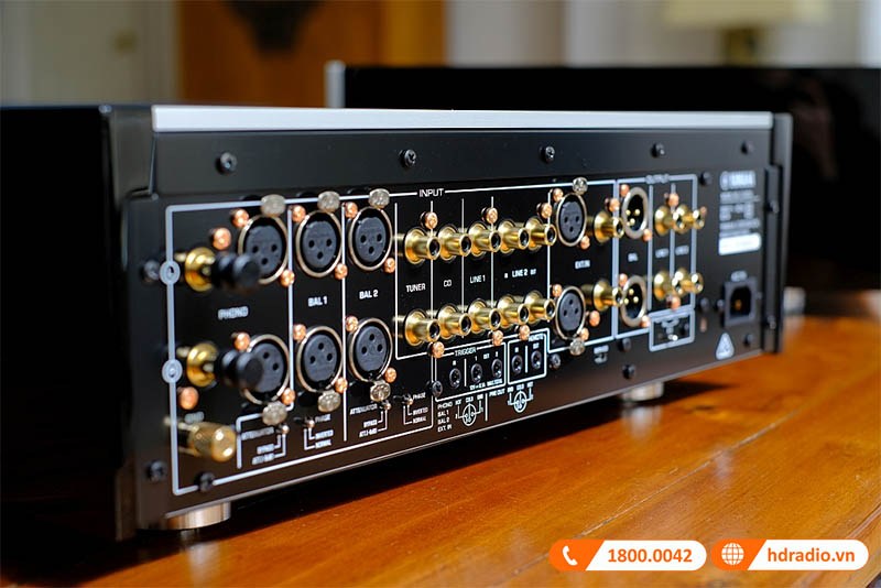 Cổng kết nối trên C-5000