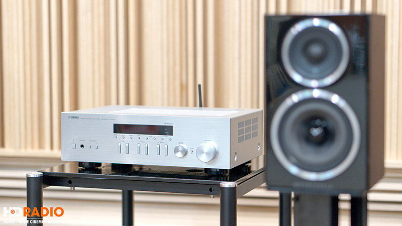 Ampli Yamaha R-N303 có bluetooth giá rẻ