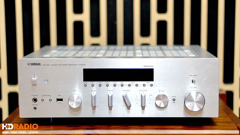 Amply Yamaha RN-803